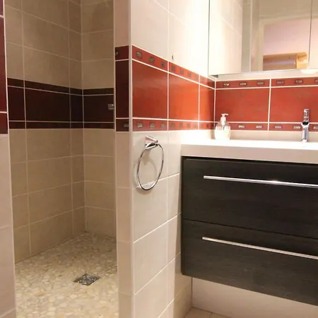 Cosy Pour 5 Pers. A 50m Des Pistes - Alpe D'huez - Fr-1-405-200 Apartment